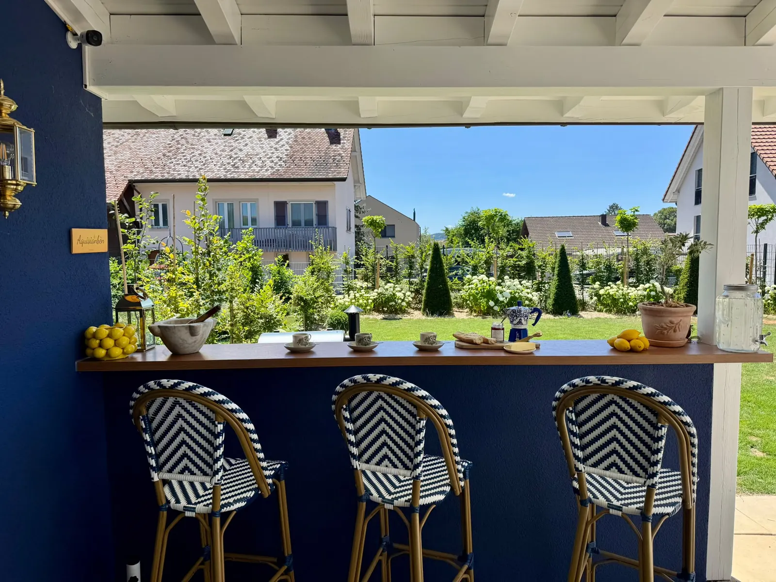 Terrasse couverte après rénovation de façade à Sévaz