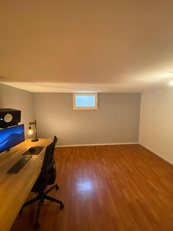 Mise en couleur de murs par Madéco Peinture à Fribourg