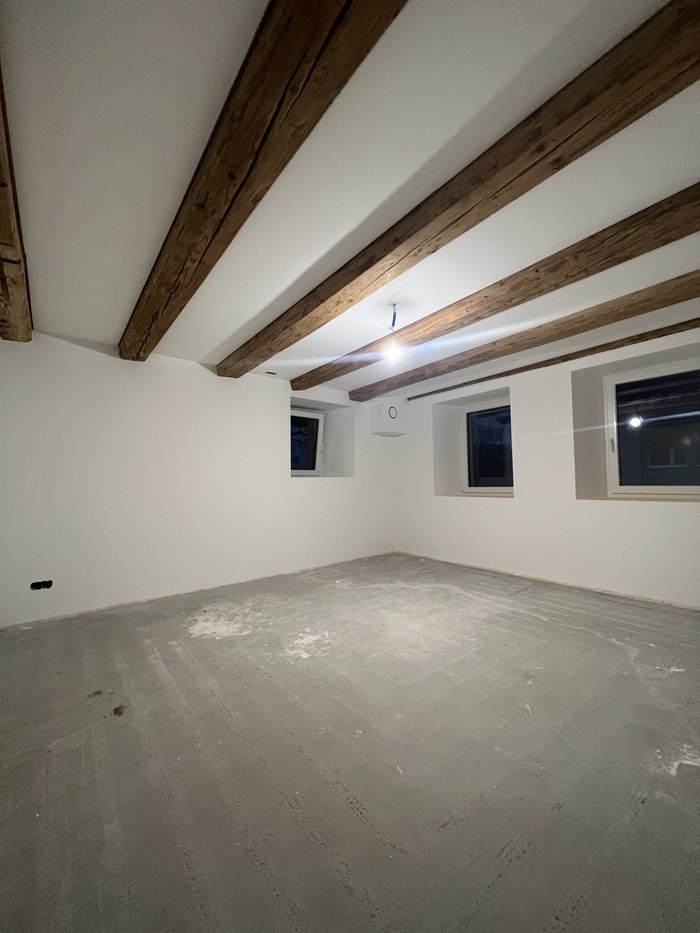 Peinture intérieure réalisée par Madéco Peinture dans le canton de Fribourg