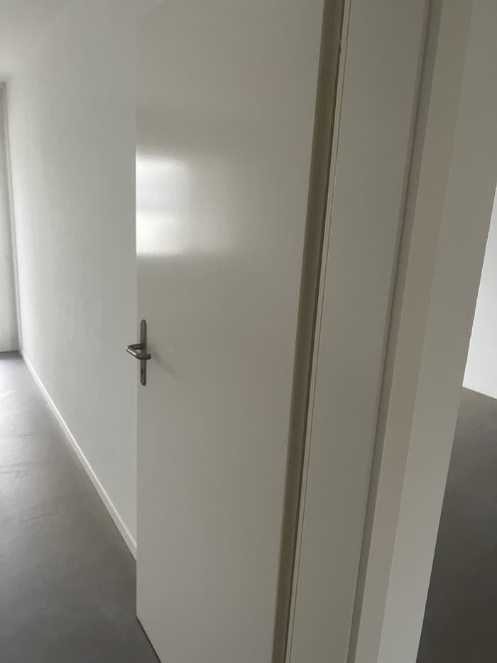 Peinture intérieure réalisée par Madéco Peinture dans le canton de Fribourg